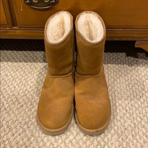 Koolaburra by UGG boots